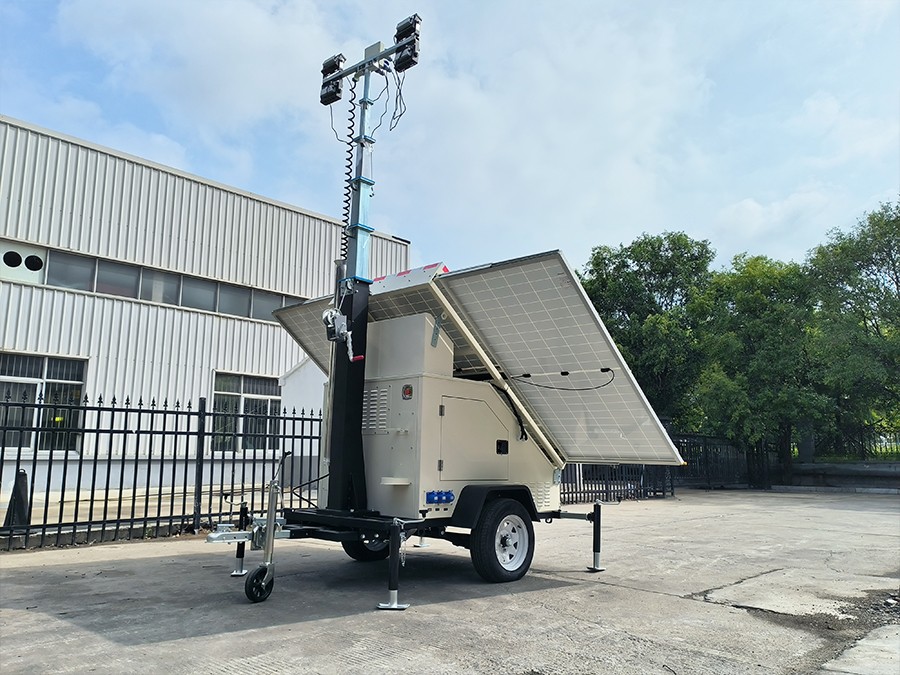 太陽(yáng)能照明車4TNVE600